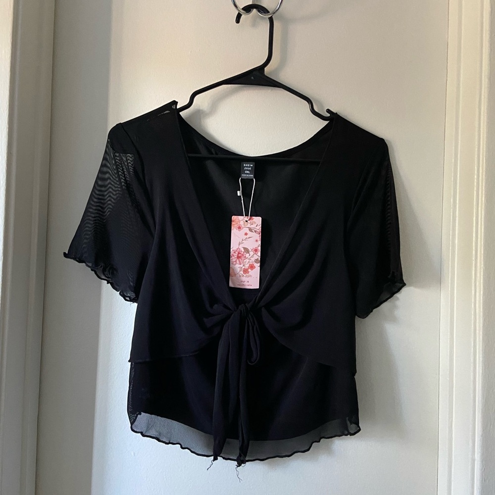 SHEIN Black Crop Tie Front Blouse